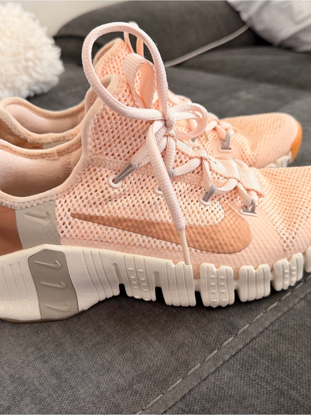 Nike Women’s Peach Mesh Athletic Sneakers